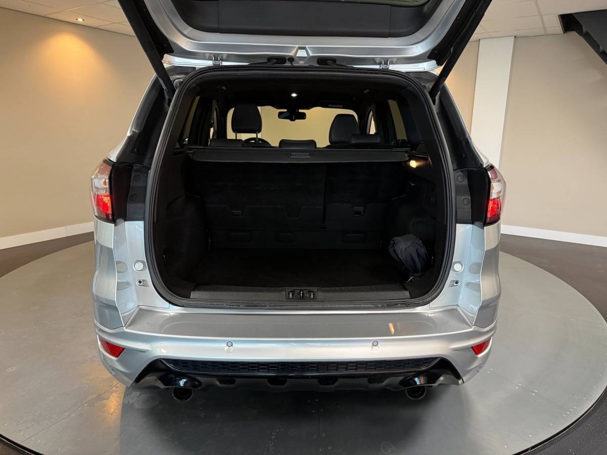 Ford Kuga Ford Kuga 1.5 EcoBoost ST Line *Distr.riem VV* Carplay|Stoel/Stuurverwarming|Camera|Alcantara|Cruise|Navi|DAB