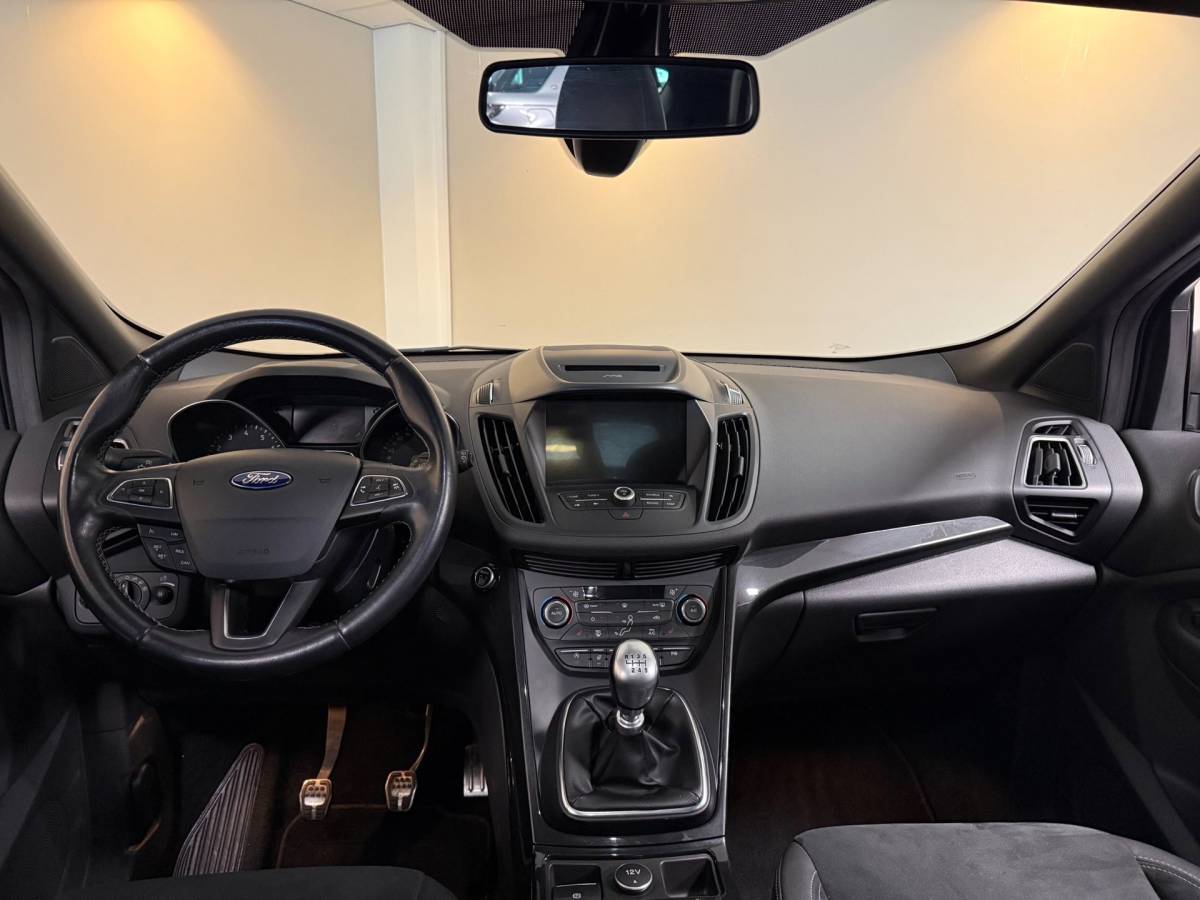 Ford Kuga Ford Kuga 1.5 EcoBoost ST Line *Distr.riem VV* Carplay|Stoel/Stuurverwarming|Camera|Alcantara|Cruise|Navi|DAB