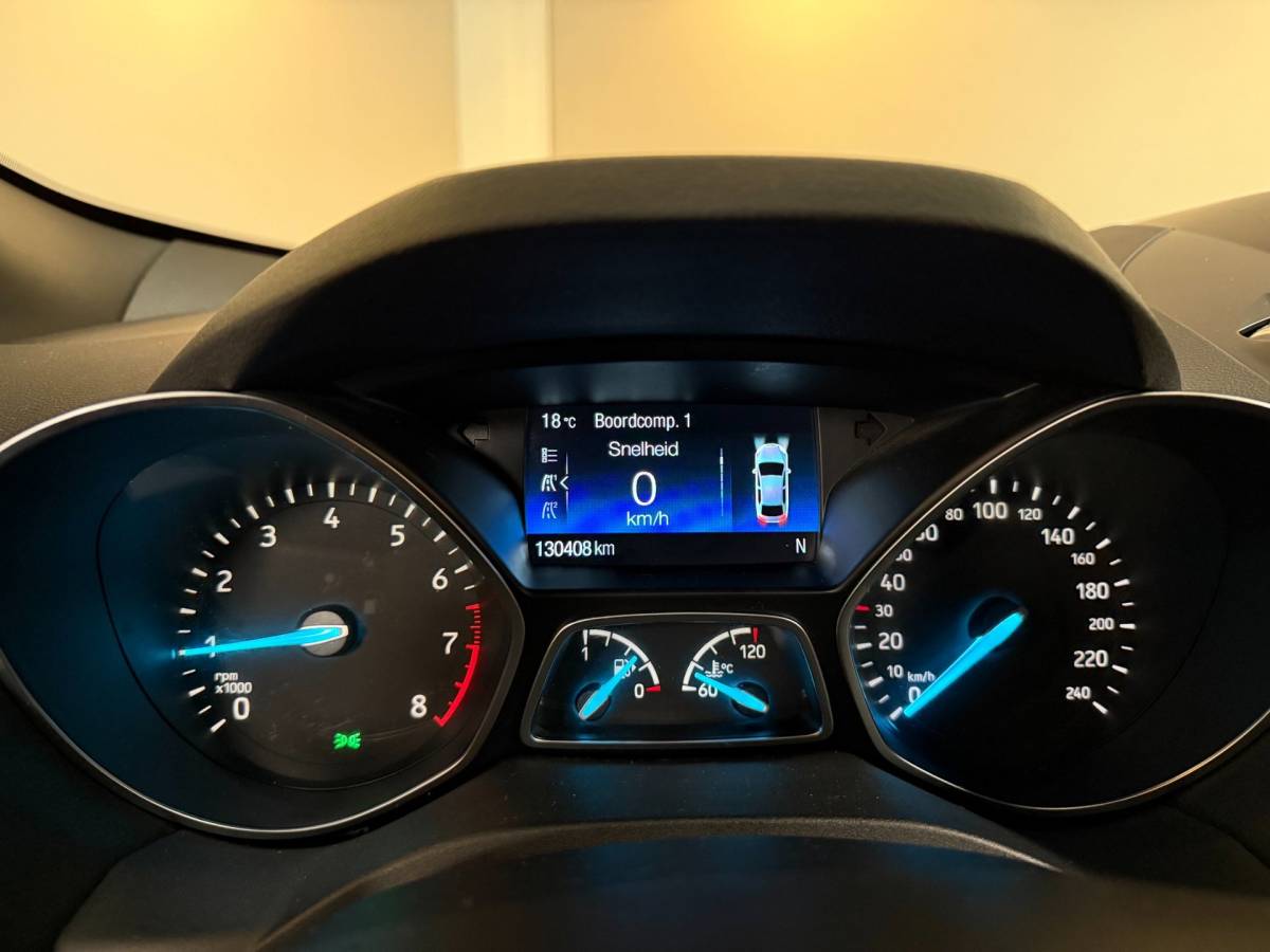 Ford Kuga Ford Kuga 1.5 EcoBoost ST Line *Distr.riem VV* Carplay|Stoel/Stuurverwarming|Camera|Alcantara|Cruise|Navi|DAB
