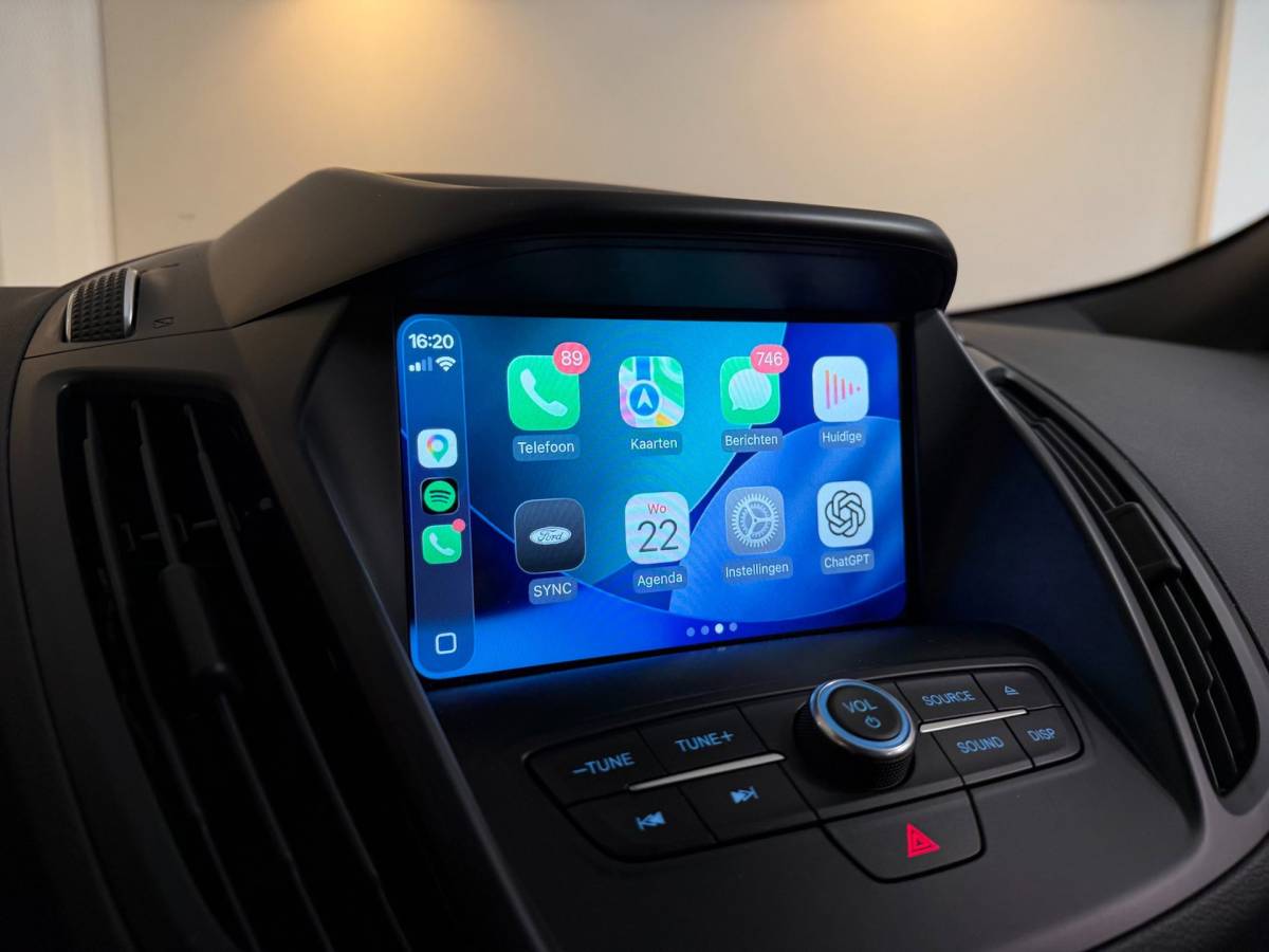 Ford Kuga Ford Kuga 1.5 EcoBoost ST Line *Distr.riem VV* Carplay|Stoel/Stuurverwarming|Camera|Alcantara|Cruise|Navi|DAB