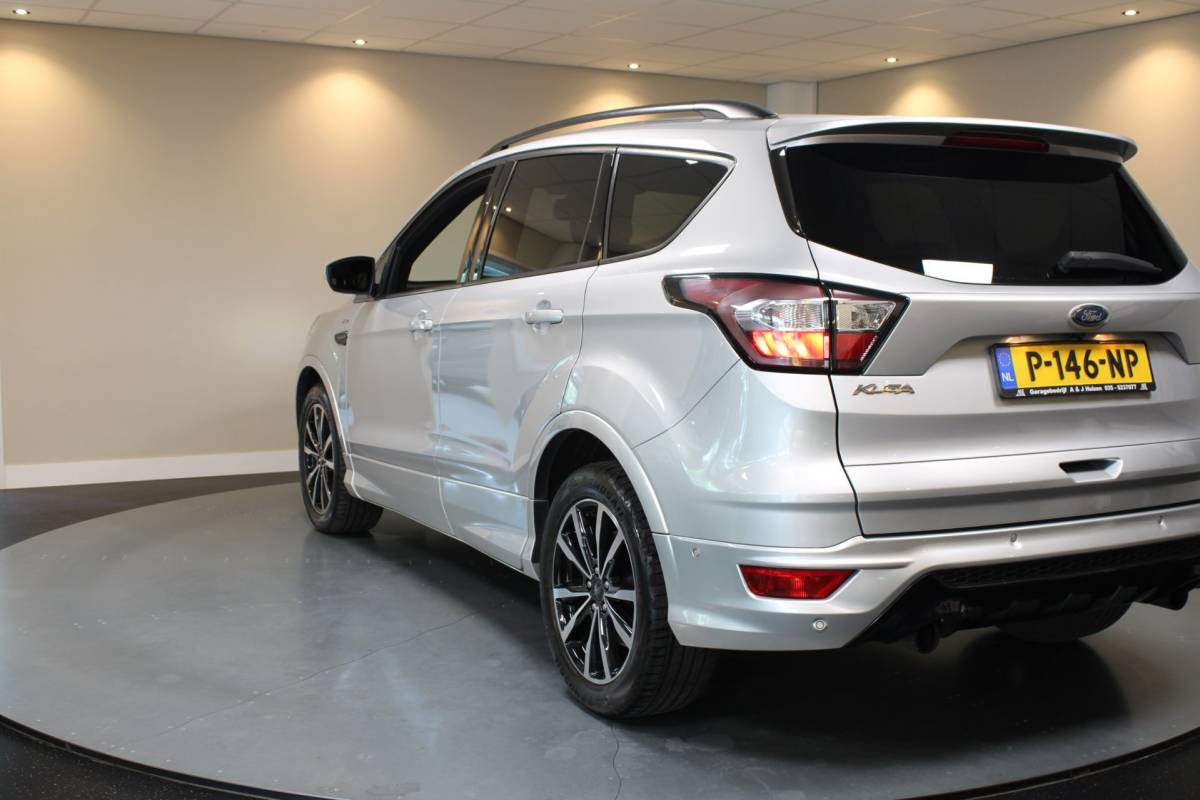 Ford Kuga Ford Kuga 1.5 EcoBoost ST Line *Distr.riem VV* Carplay|Stoel/Stuurverwarming|Camera|Alcantara|Cruise|Navi|DAB