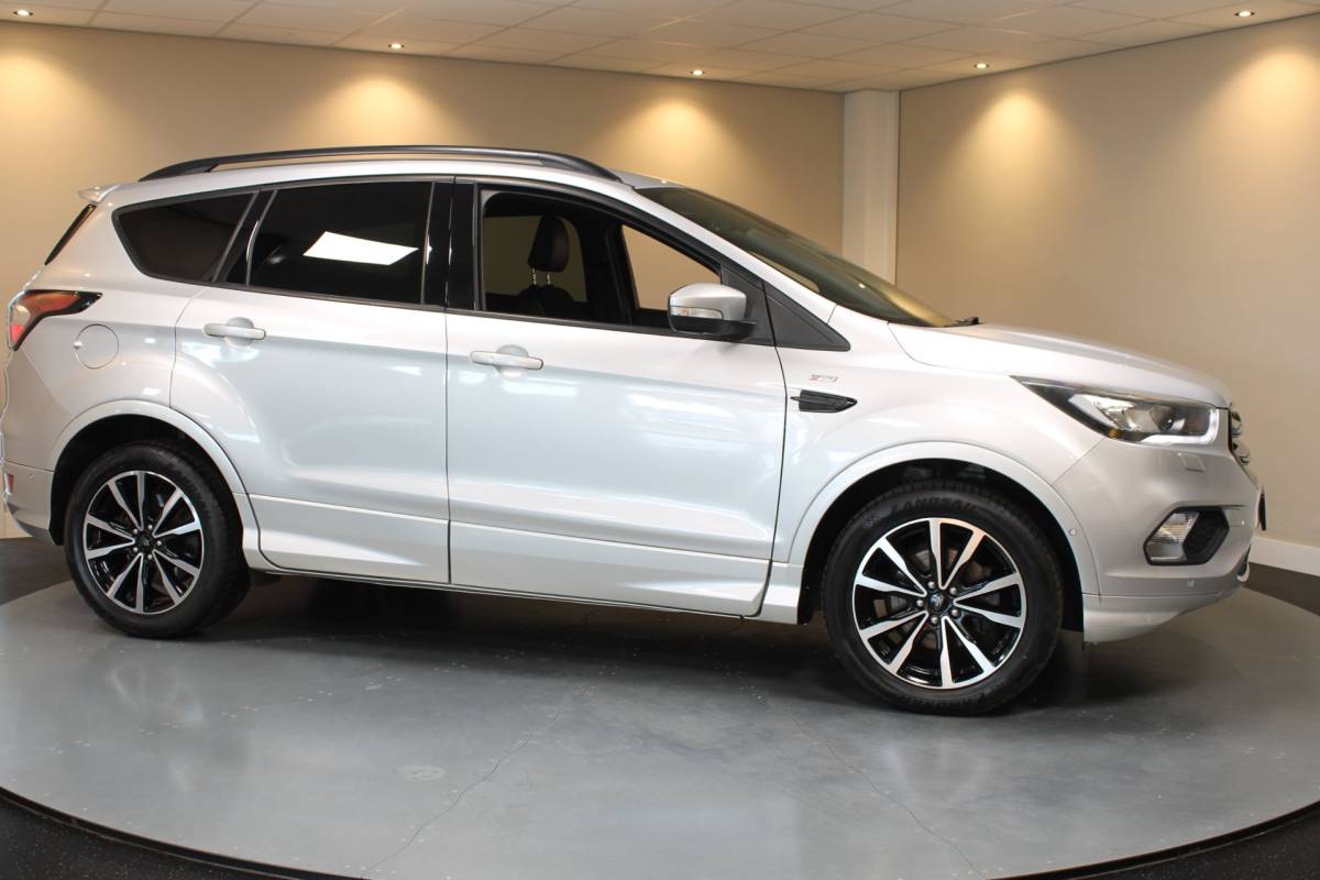 Ford Kuga Ford Kuga 1.5 EcoBoost ST Line *Distr.riem VV* Carplay|Stoel/Stuurverwarming|Camera|Alcantara|Cruise|Navi|DAB