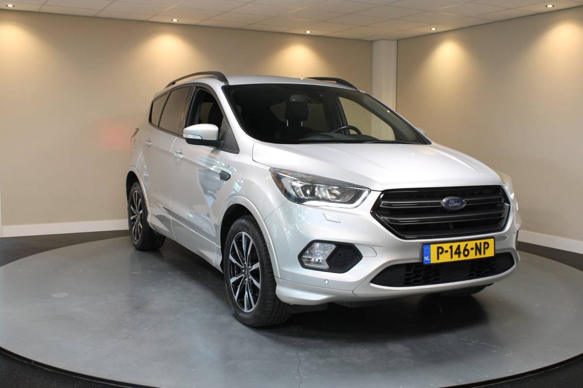 Ford Kuga Ford Kuga 1.5 EcoBoost ST Line *Distr.riem VV* Carplay|Stoel/Stuurverwarming|Camera|Alcantara|Cruise|Navi|DAB