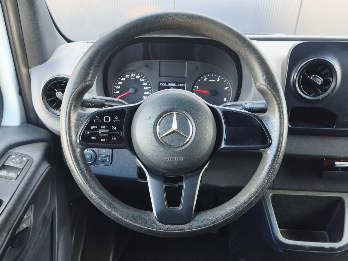 Mercedes-Benz Sprinter Mercedes-Benz Sprinter 316 RWD AUTOMAAT 3500KG TREKHAAK L2H2 AIRCO CRUISE