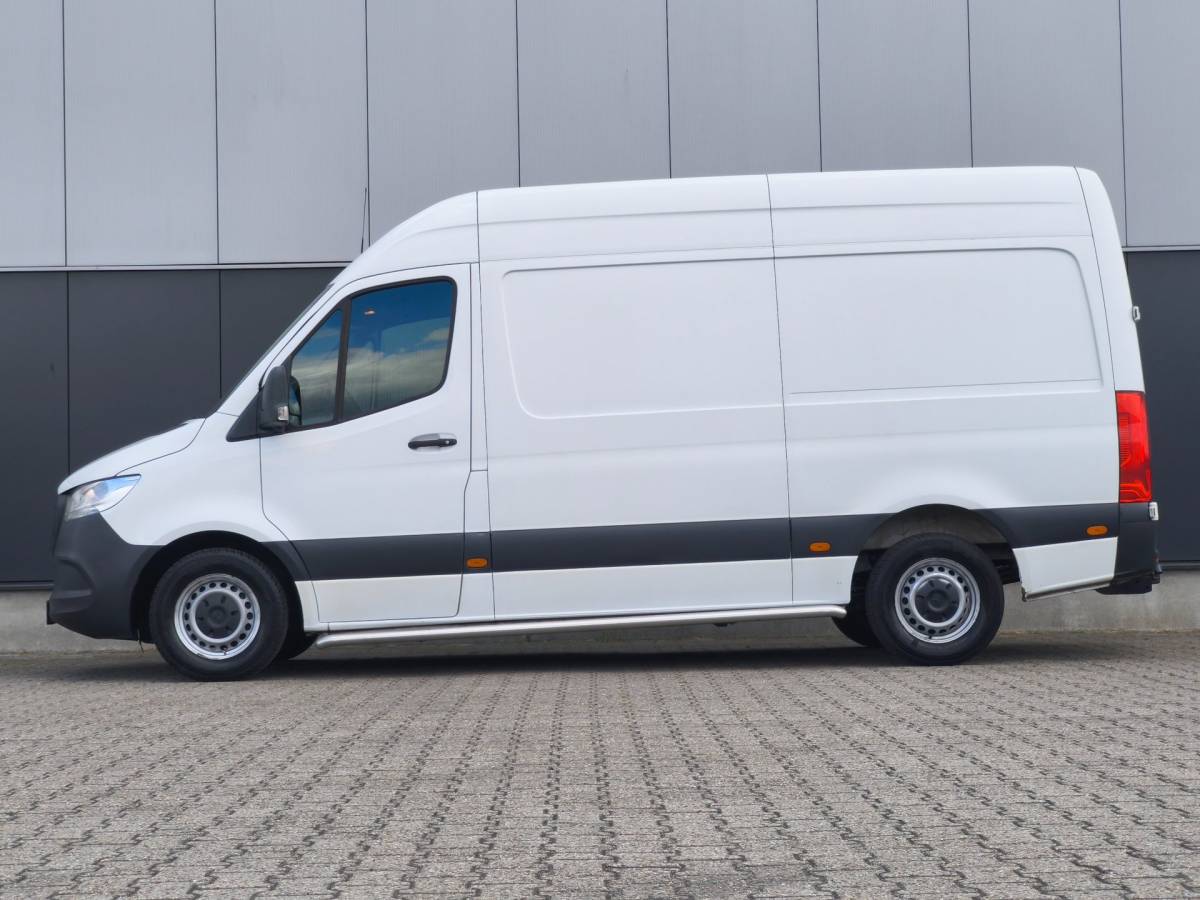 Mercedes-Benz Sprinter Mercedes-Benz Sprinter 316 RWD AUTOMAAT 3500KG TREKHAAK L2H2 AIRCO CRUISE