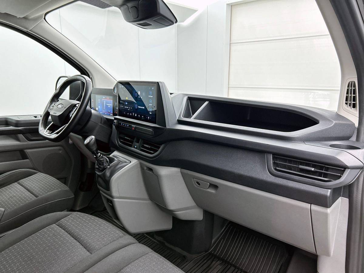 Ford Transit Custom Ford Transit Custom 300 2.0 TDCI L2H1 Trend Nieuw Model Navigatie Cruise Camera Parkeersensoren Trekhaak