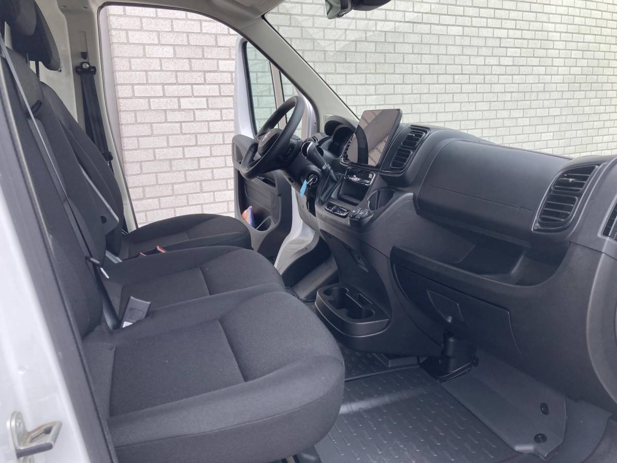 Opel Movano Opel Movano 2.2D 140pk S&S L3H2 3.5t | Automaat | Navigatie | Laadruimte betimmerd | Climate control | Cruise control | Digitale binnenspiegel | 3 Zitplaatsen