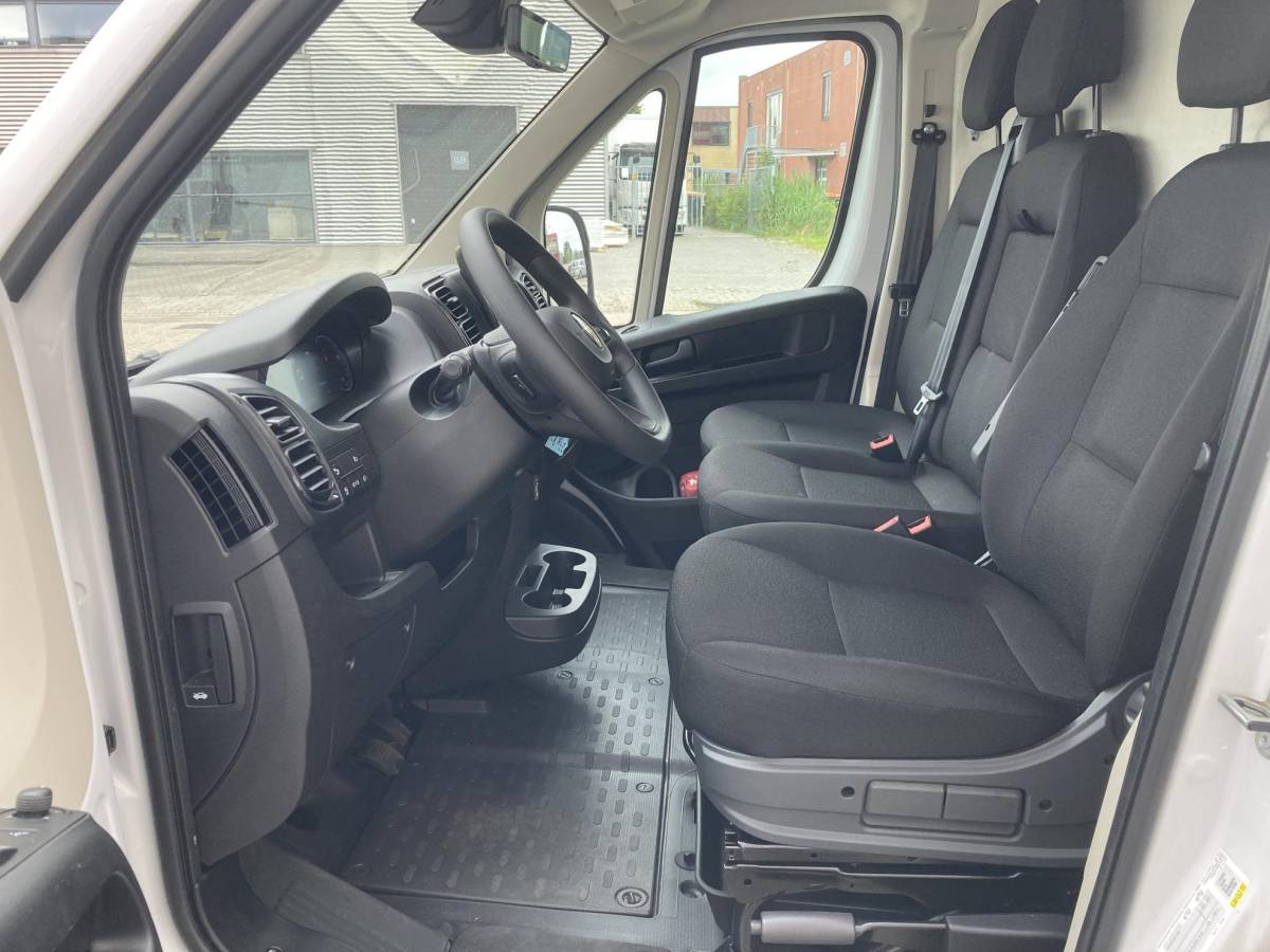 Opel Movano Opel Movano 2.2D 140pk S&S L3H2 3.5t | Automaat | Navigatie | Laadruimte betimmerd | Climate control | Cruise control | Digitale binnenspiegel | 3 Zitplaatsen
