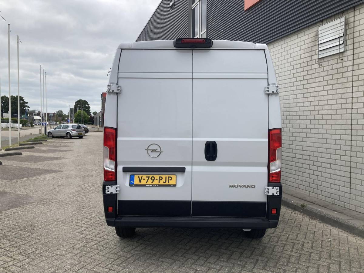 Opel Movano Opel Movano 2.2D 140pk S&S L3H2 3.5t | Automaat | Navigatie | Laadruimte betimmerd | Climate control | Cruise control | Digitale binnenspiegel | 3 Zitplaatsen