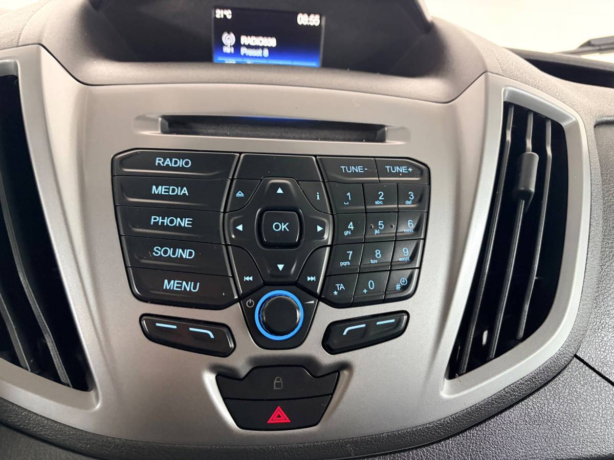 Ford Transit Ford Transit Servicewagen 350 2.0 TDCI 131PK euro6 L2H2 3Persoons Trend 3Persoons, Sortimo werkplaats inrichting, RIJKLAARPRIJS