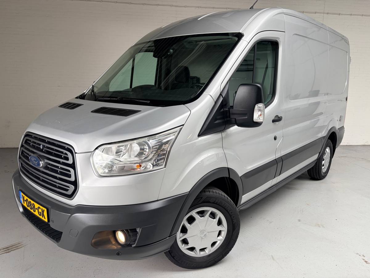 Ford Transit Ford Transit Servicewagen 350 2.0 TDCI 131PK euro6 L2H2 3Persoons Trend 3Persoons, Sortimo werkplaats inrichting, RIJKLAARPRIJS