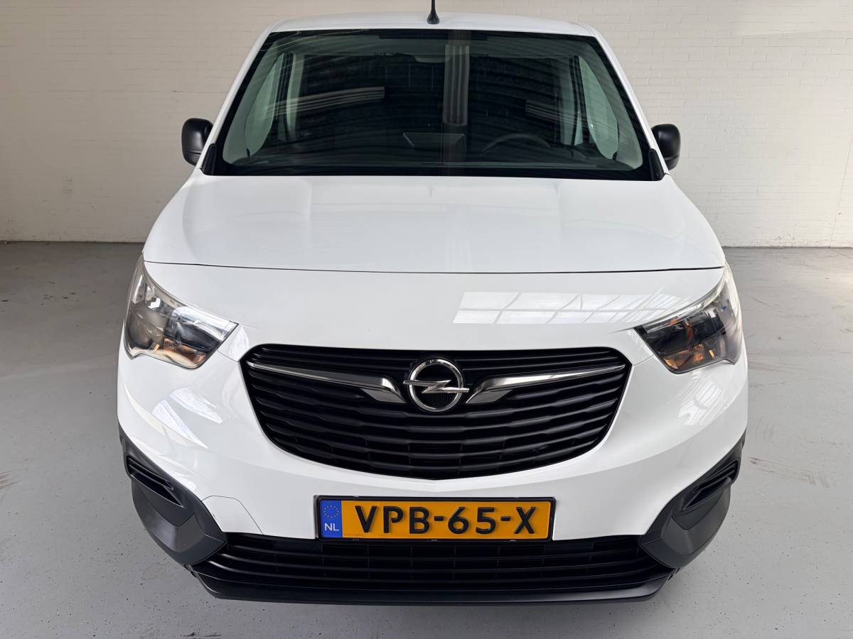 Opel Combo Opel Combo 1.5D 100pk euro6 L2H1 Edition, Airco, Groot Navigatie, Nederlandse bus! 1ste Eigenaar! RIJKLAARPRIJS!