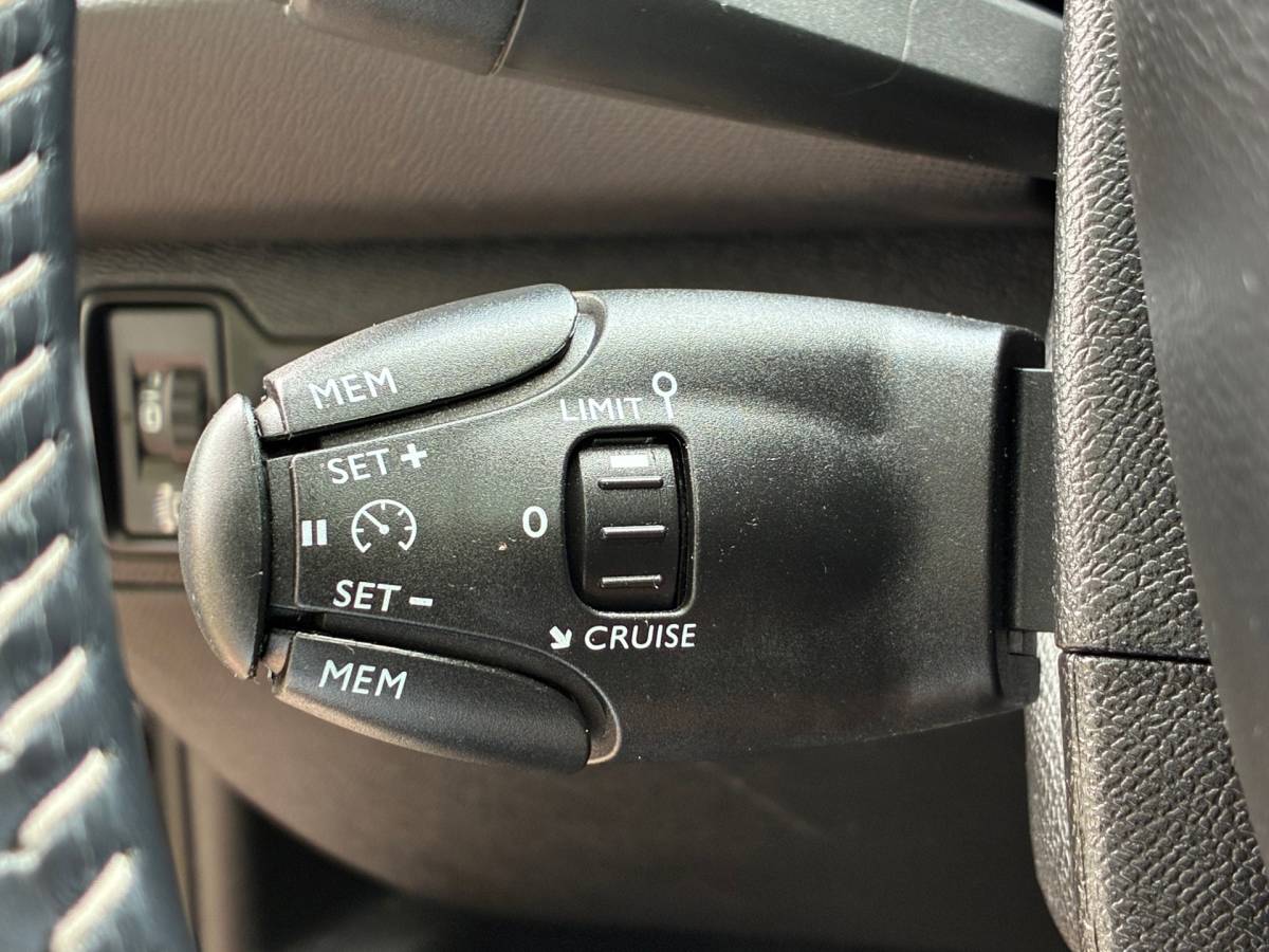 Peugeot 308 Peugeot 308 SW 1.2 PureTech Blue Lease Executive | Leder + Pano + Cruise + Navi Nu € 6.975,-!!!