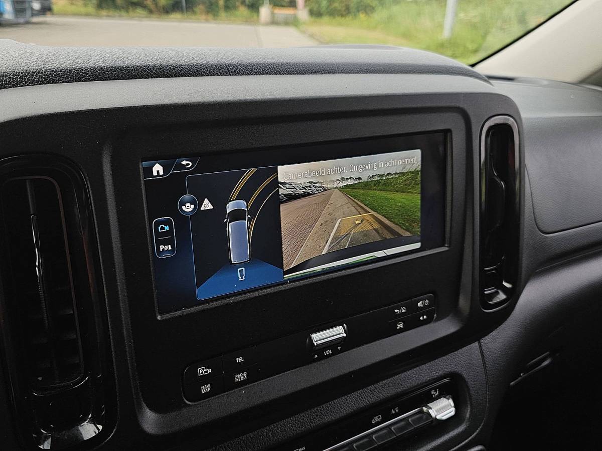 Mercedes-Benz Vito MERCEDES-BENZ VITO 116 l2 mbux navi camera!