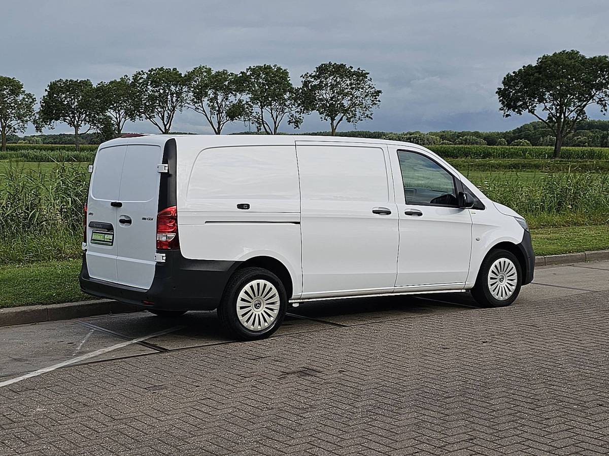 Mercedes-Benz Vito MERCEDES-BENZ VITO 116 l2 mbux navi camera!