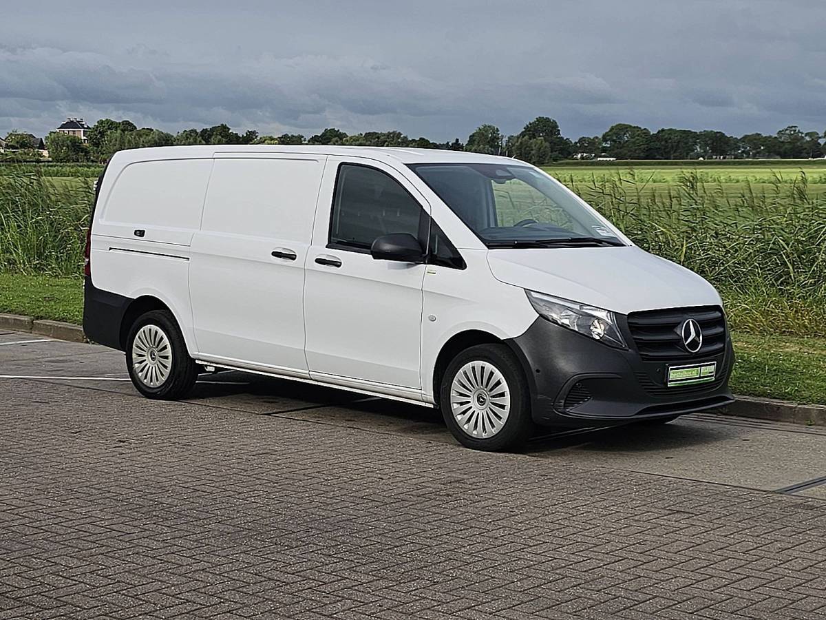 Mercedes-Benz Vito MERCEDES-BENZ VITO 116 l2 mbux navi camera!