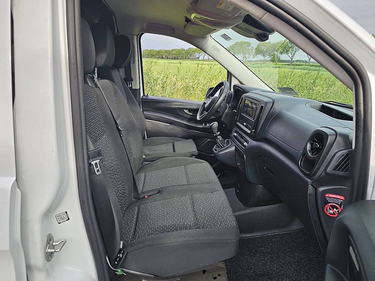 Mercedes-Benz Vito MERCEDES-BENZ VITO 116 l2 mbux navi camera!