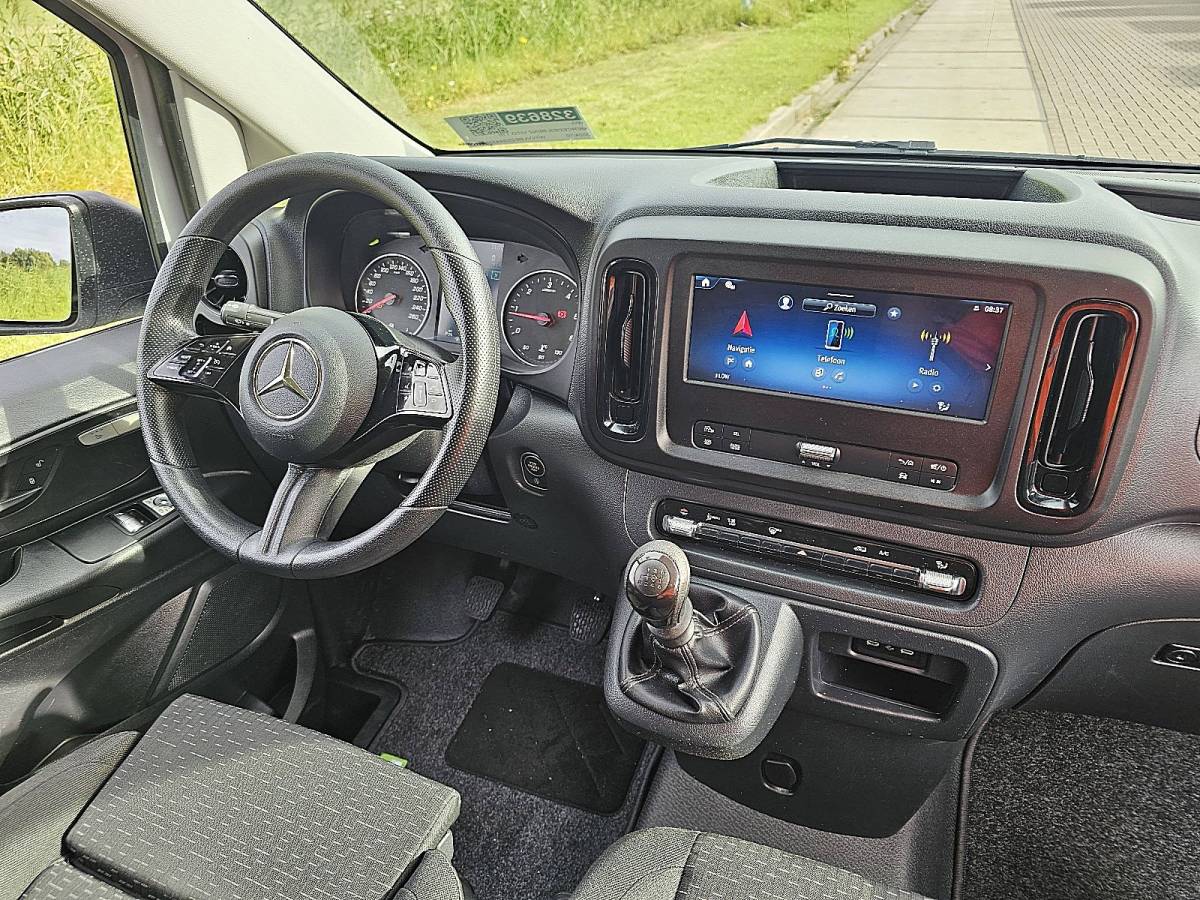 Mercedes-Benz Vito MERCEDES-BENZ VITO 116 l2 mbux navi camera!