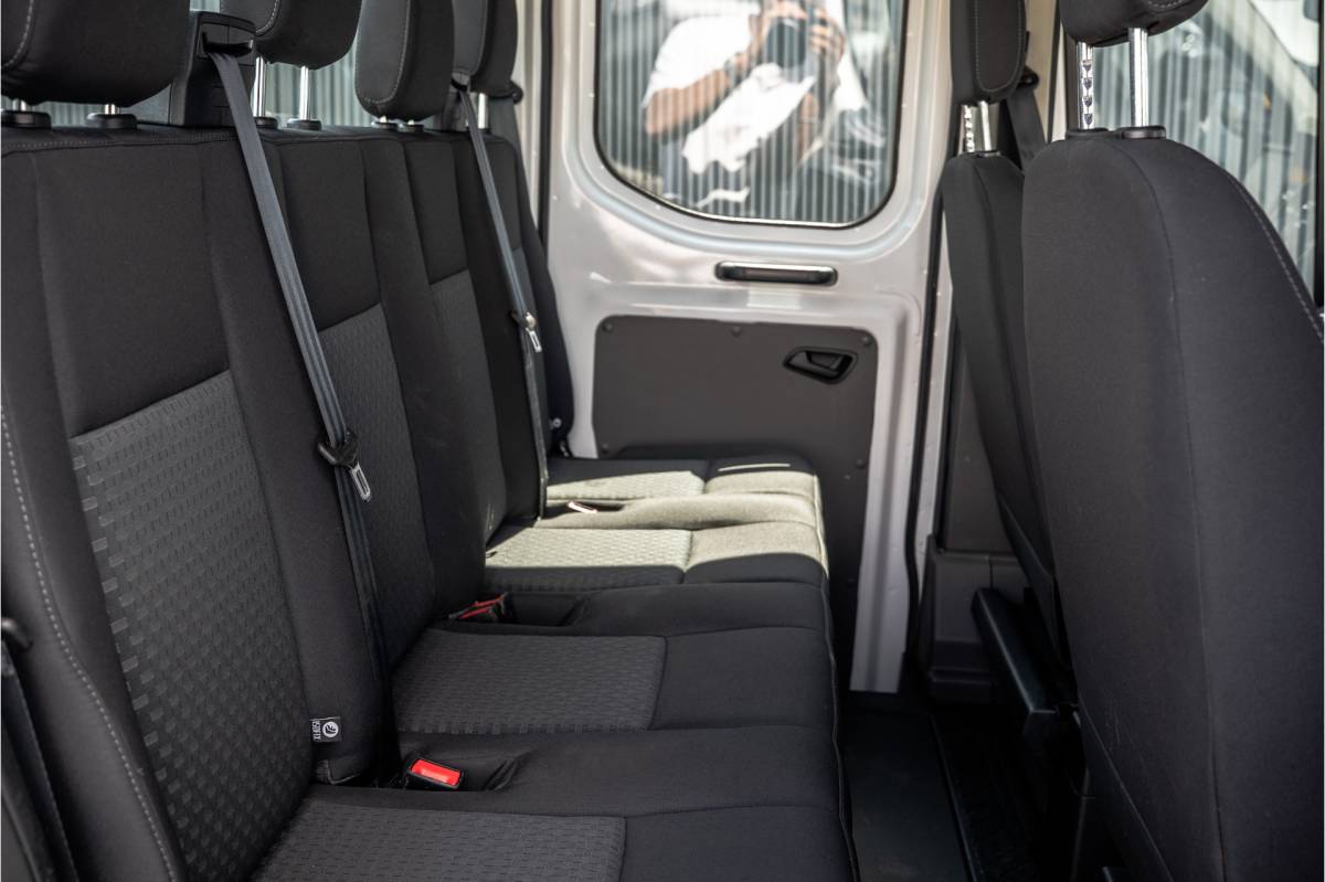 Ford Transit Ford Transit **2.0 EcoBlue BE-Trekker | N1 | 6-Zits | 170 PK | Cruise | Airco**
