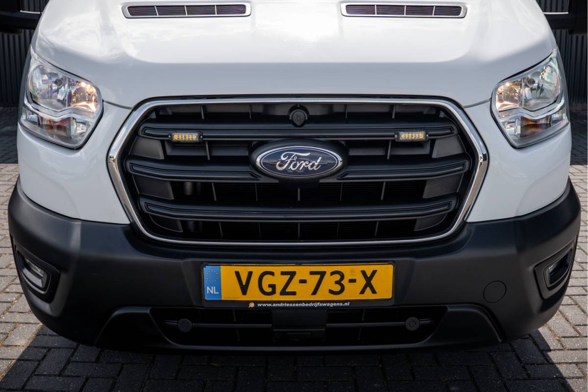 Ford Transit Ford Transit **2.0 EcoBlue BE-Trekker | N1 | 6-Zits | 170 PK | Cruise | Airco**