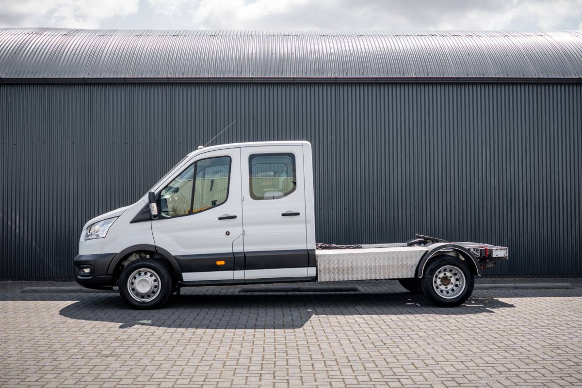 Ford Transit Ford Transit **2.0 EcoBlue BE-Trekker | N1 | 6-Zits | 170 PK | Cruise | Airco**