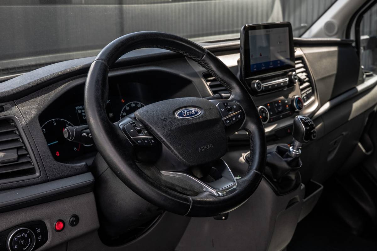 Ford Transit Ford Transit **2.0 EcoBlue BE-Trekker | N1 | 6-Zits | 170 PK | Cruise | Airco**