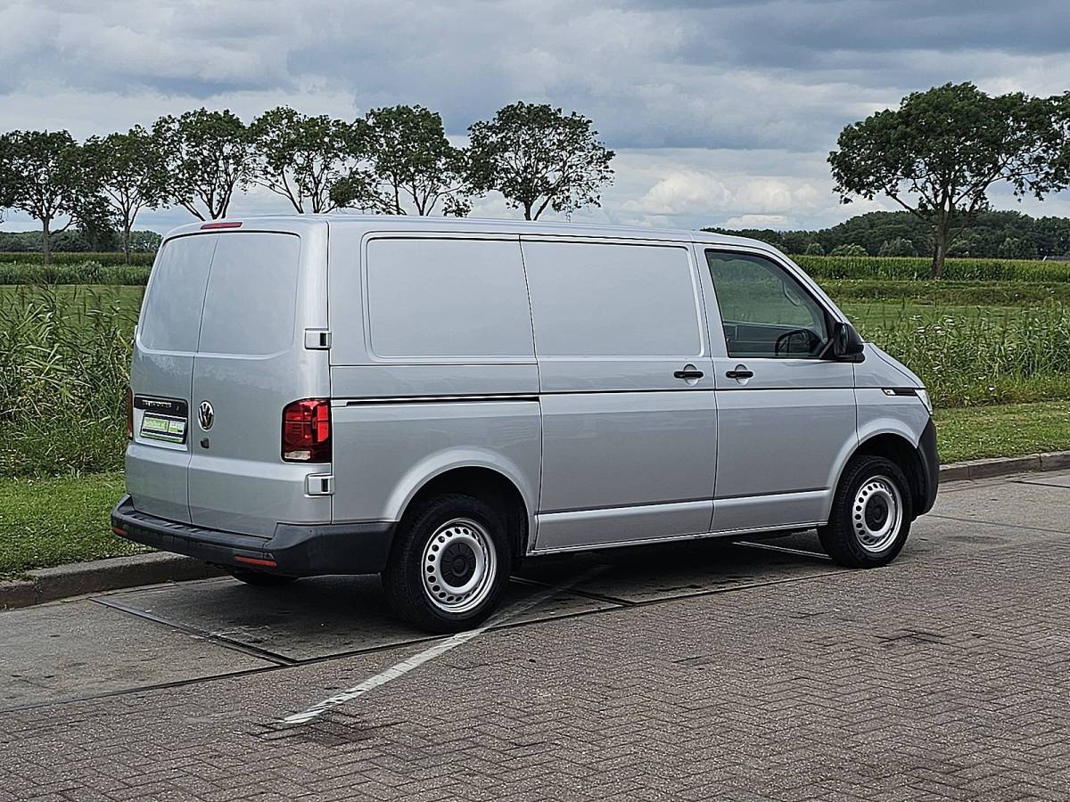Volkswagen Transporter VOLKSWAGEN TRANSPORTER 2.0 TDI l1h1 navi automaat