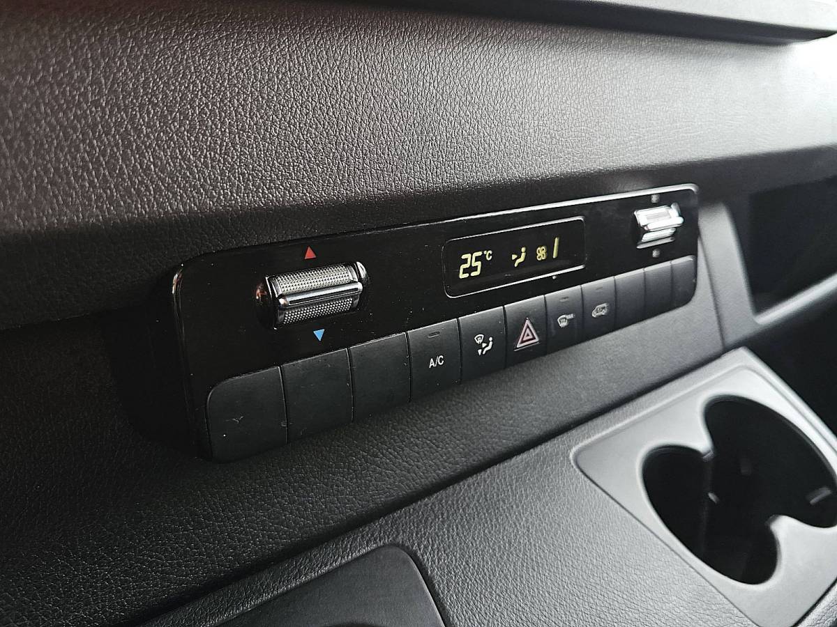 Mercedes-Benz Sprinter MERCEDES-BENZ SPRINTER 316 cdi aut. l2h2 led