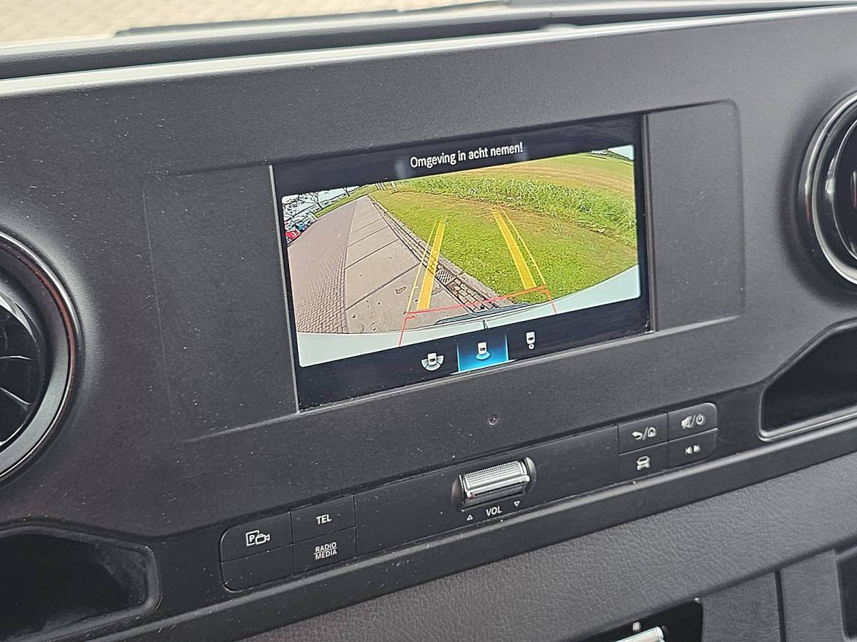 Mercedes-Benz Sprinter MERCEDES-BENZ SPRINTER 316 cdi aut. l2h2 led