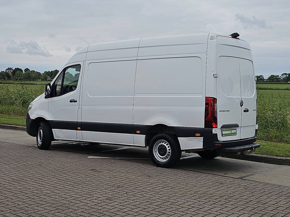 Mercedes-Benz Sprinter MERCEDES-BENZ SPRINTER 316 cdi aut. l2h2 led