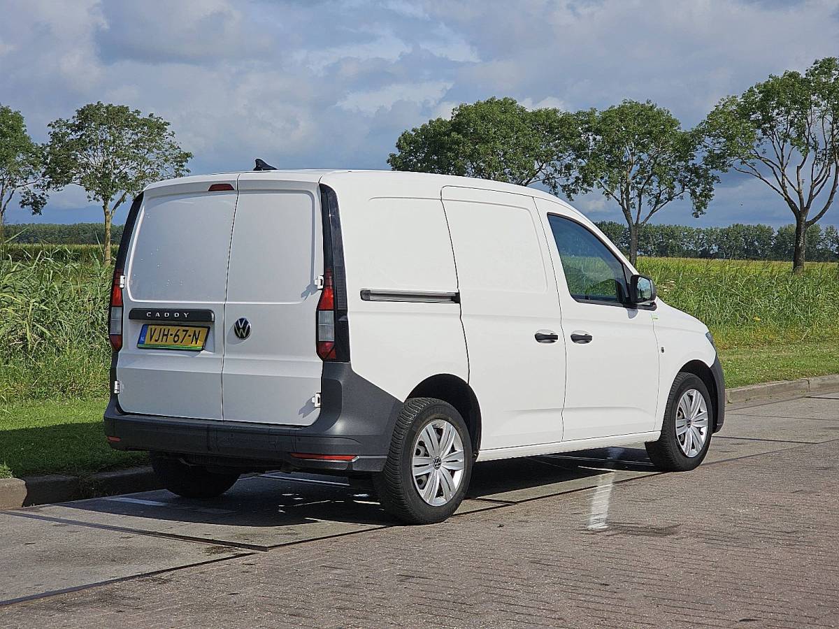 Volkswagen Caddy VOLKSWAGEN CADDY 2.0 l1 airco nap euro6!