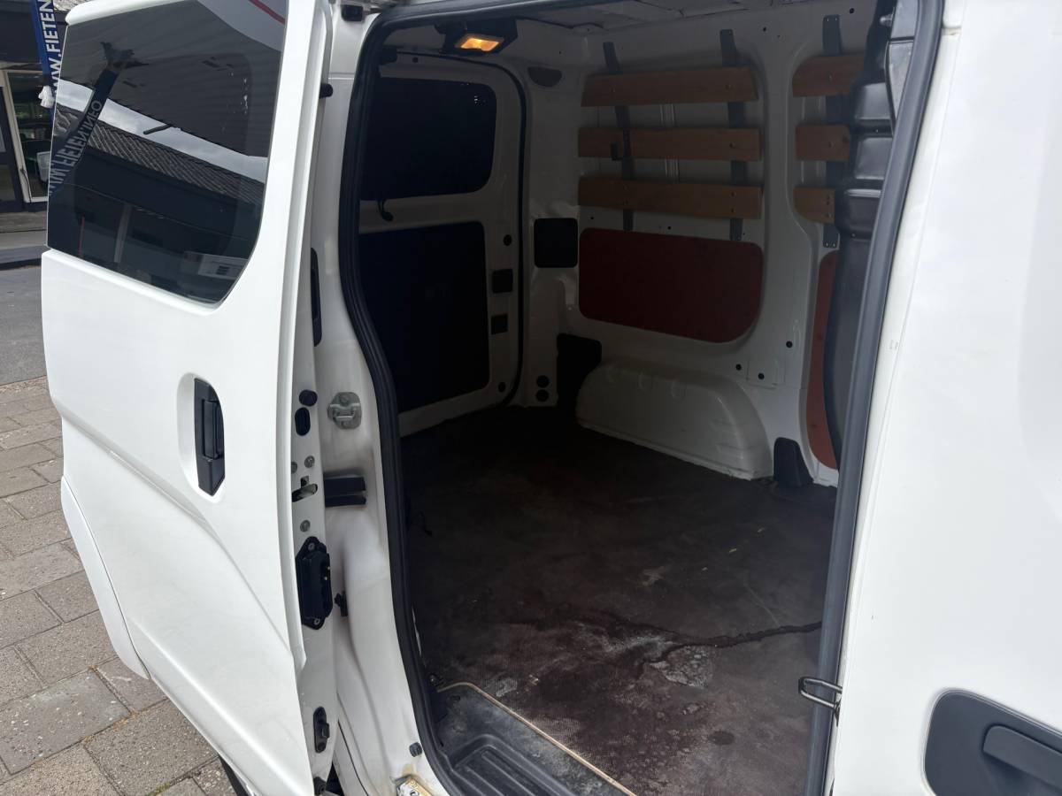 Nissan e-NV200 Nissan E-NV200 Optima 40 kWh|SOH 87%|NAP|airco|cruise|achteruitrijcamera|bluetooth|parkeersensoren|trekhaak|elektrisch pakket