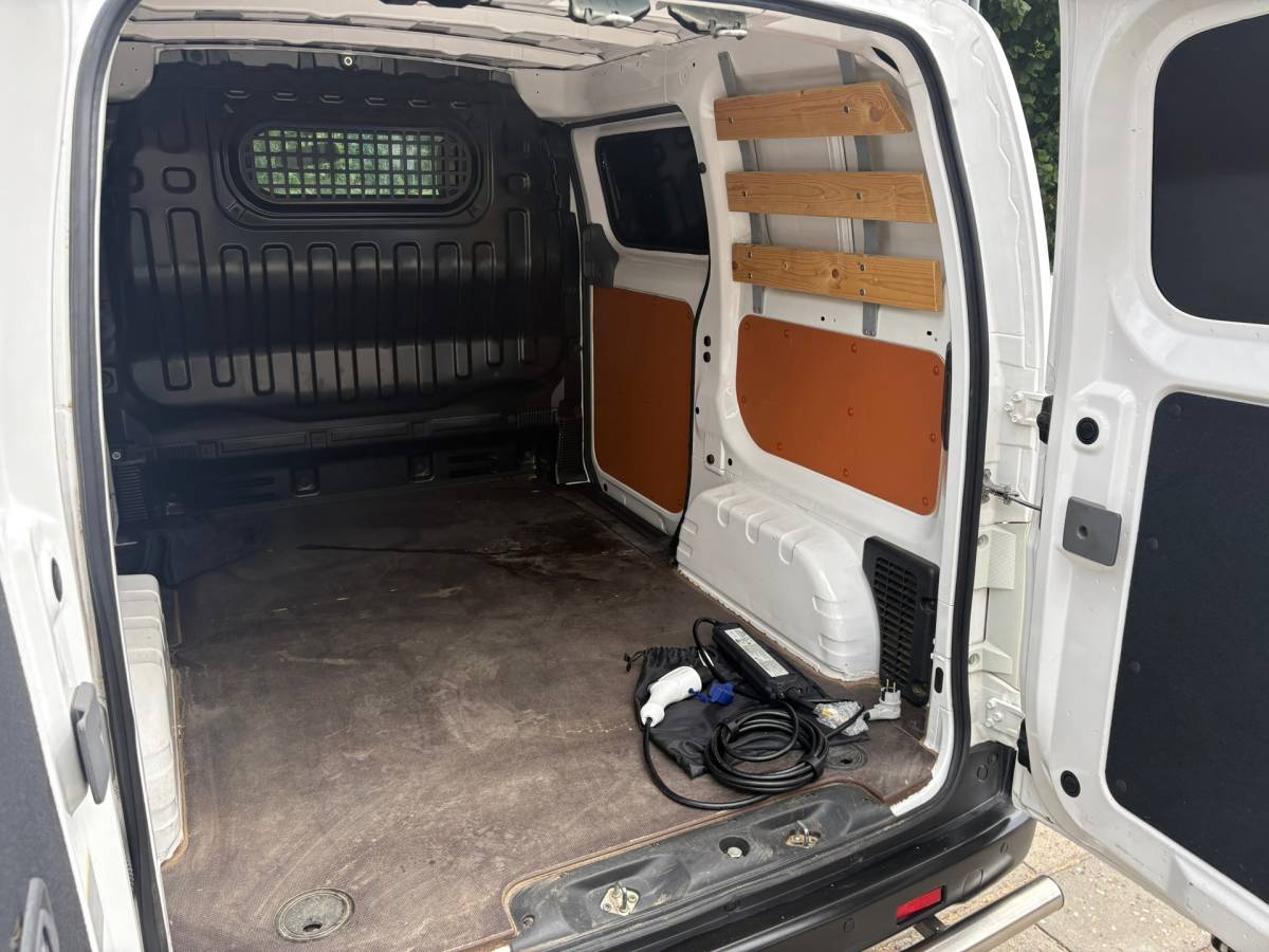 Nissan e-NV200 Nissan E-NV200 Optima 40 kWh|SOH 87%|NAP|airco|cruise|achteruitrijcamera|bluetooth|parkeersensoren|trekhaak|elektrisch pakket