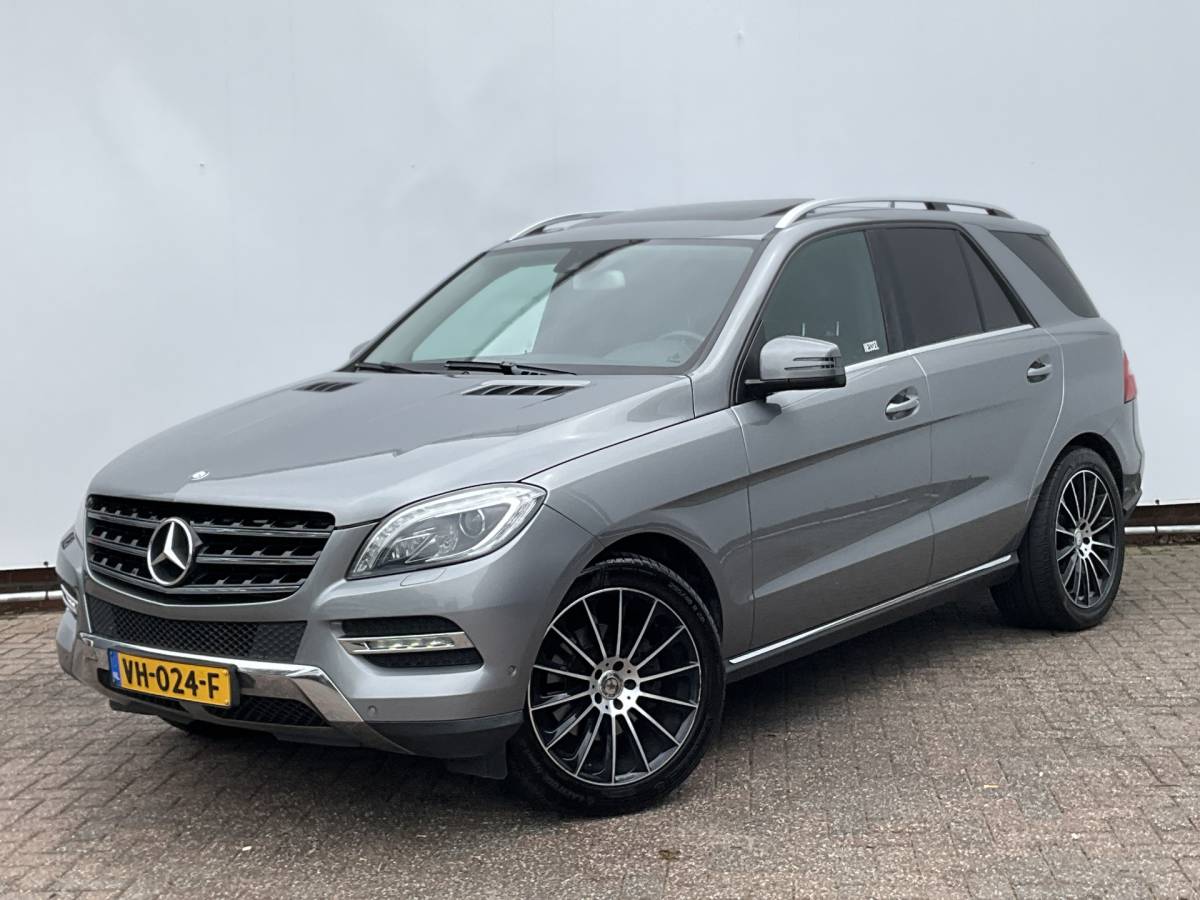 Mercedes-Benz ML Mercedes-Benz ML 350 BLUETEC 4MATIC Grijs-kenteken Pano Elek.Trekhaak Leer Stoelverw Zie opmerkingen!