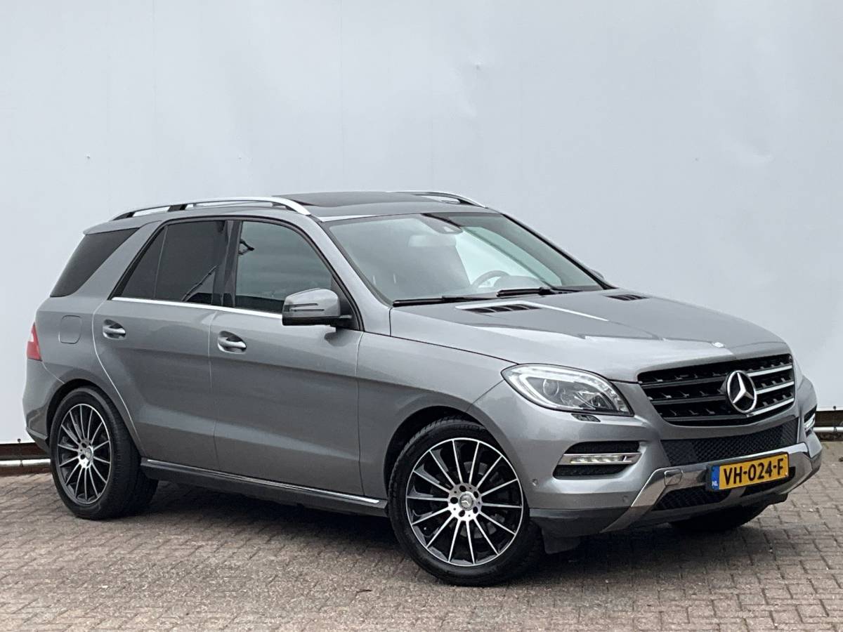 Mercedes-Benz ML Mercedes-Benz ML 350 BLUETEC 4MATIC Grijs-kenteken Pano Elek.Trekhaak Leer Stoelverw Zie opmerkingen!
