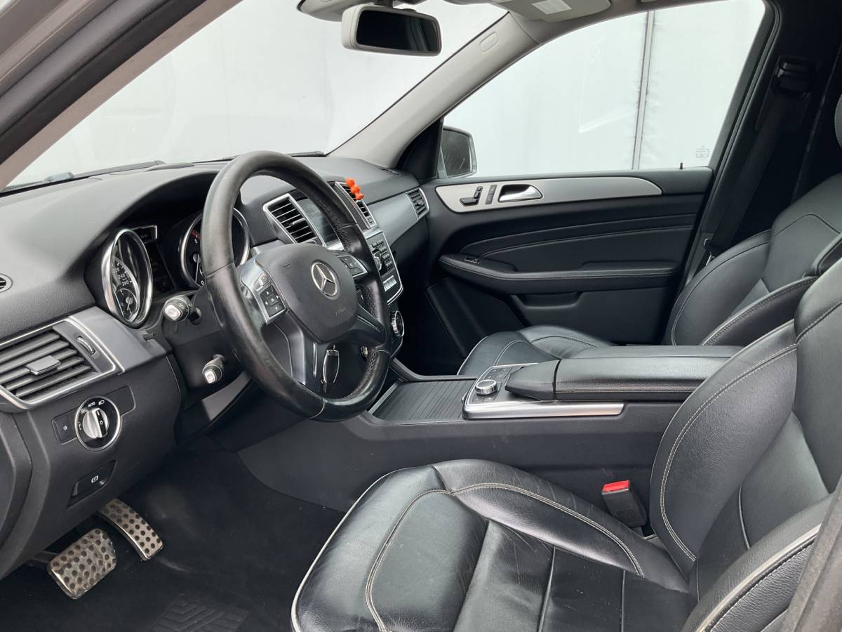 Mercedes-Benz ML Mercedes-Benz ML 350 BLUETEC 4MATIC Grijs-kenteken Pano Elek.Trekhaak Leer Stoelverw Zie opmerkingen!