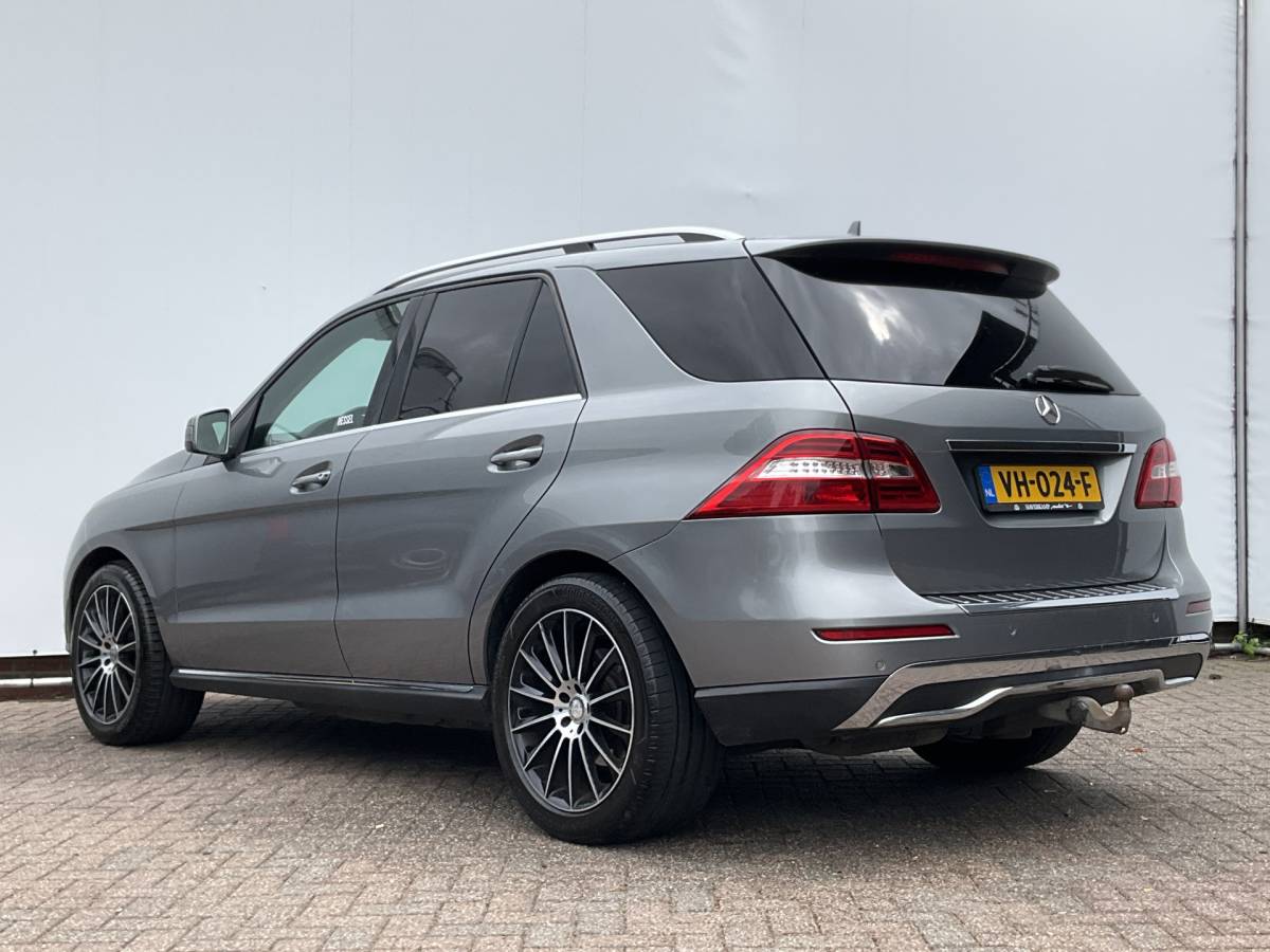 Mercedes-Benz ML Mercedes-Benz ML 350 BLUETEC 4MATIC Grijs-kenteken Pano Elek.Trekhaak Leer Stoelverw Zie opmerkingen!