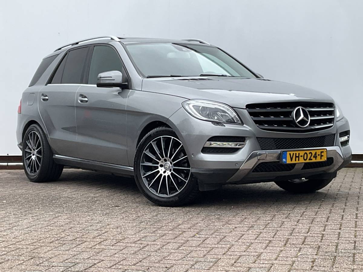 Mercedes-Benz ML Mercedes-Benz ML 350 BLUETEC 4MATIC Grijs-kenteken Pano Elek.Trekhaak Leer Stoelverw Zie opmerkingen!