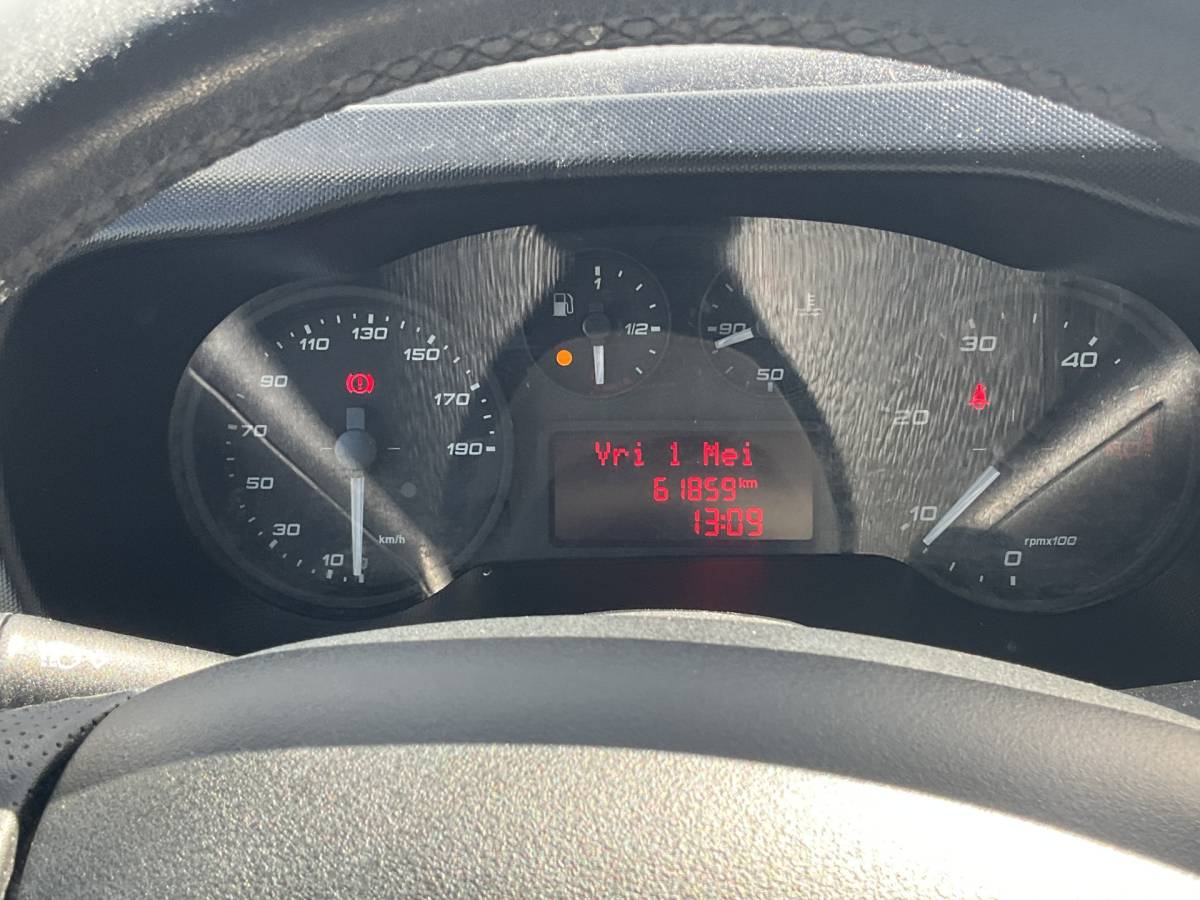 Iveco  Iveco 50C14N 3.0 CNG 2xSchuifdeur Camera Clima Cruise Trekhaak Camperombouw