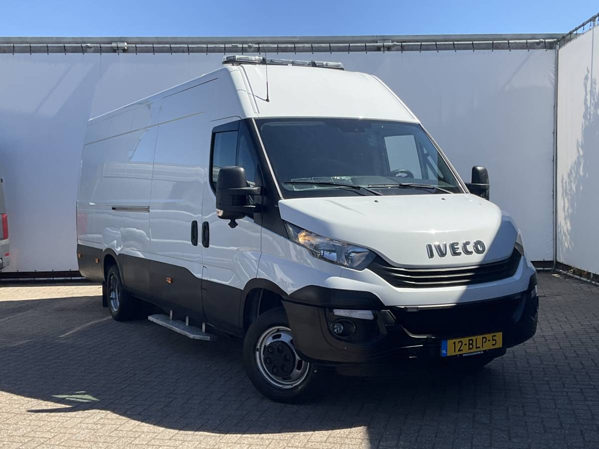 Iveco  Iveco 50C14N 3.0 CNG 2xSchuifdeur Camera Clima Cruise Trekhaak Camperombouw