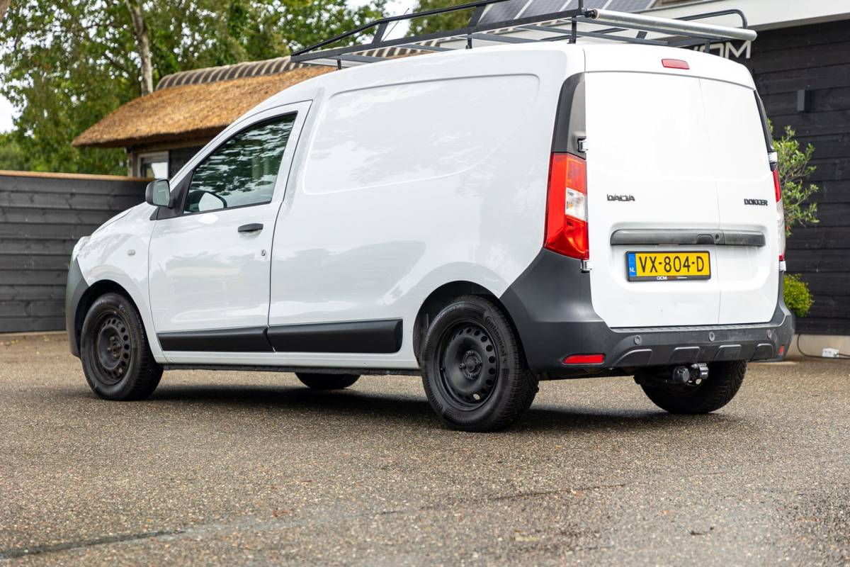 Dacia Dokker Dacia Dokker 1.5 dCi 75 Ambiance Airco I Trekhaak I Imperiaal I Parkeersensoren I NAP I BTW