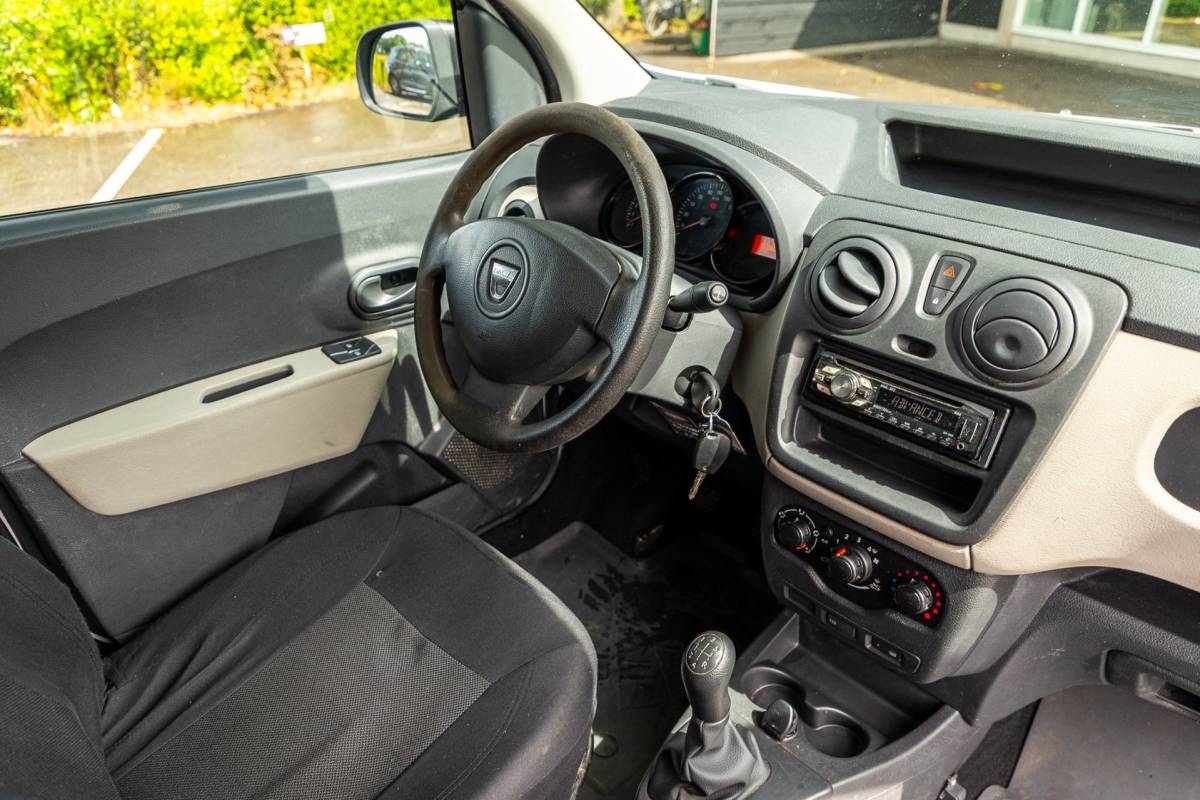 Dacia Dokker Dacia Dokker 1.5 dCi 75 Ambiance Airco I Trekhaak I Imperiaal I Parkeersensoren I NAP I BTW