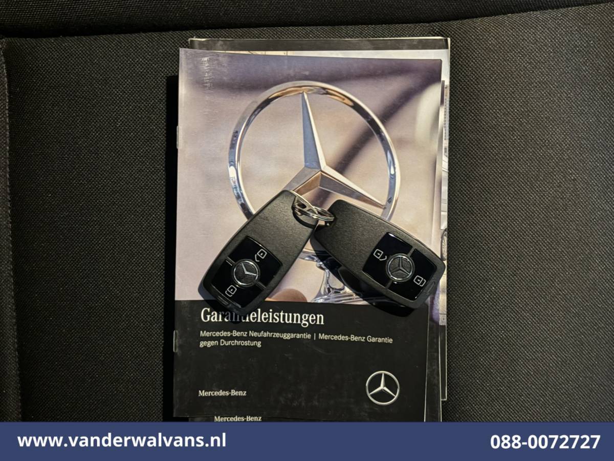 Mercedes-Benz Sprinter Mercedes-Benz Sprinter 317 CDI 170pk L3H2 Euro6 Airco | 360 Graden Camera | Navigatie | Apple Carplay | Chauffeursstoel Cruisecontrol, Android Auto, Stoelverwarming, 270 Graden Achterdeuren, Parkeersensoren, Bijrijdersbank