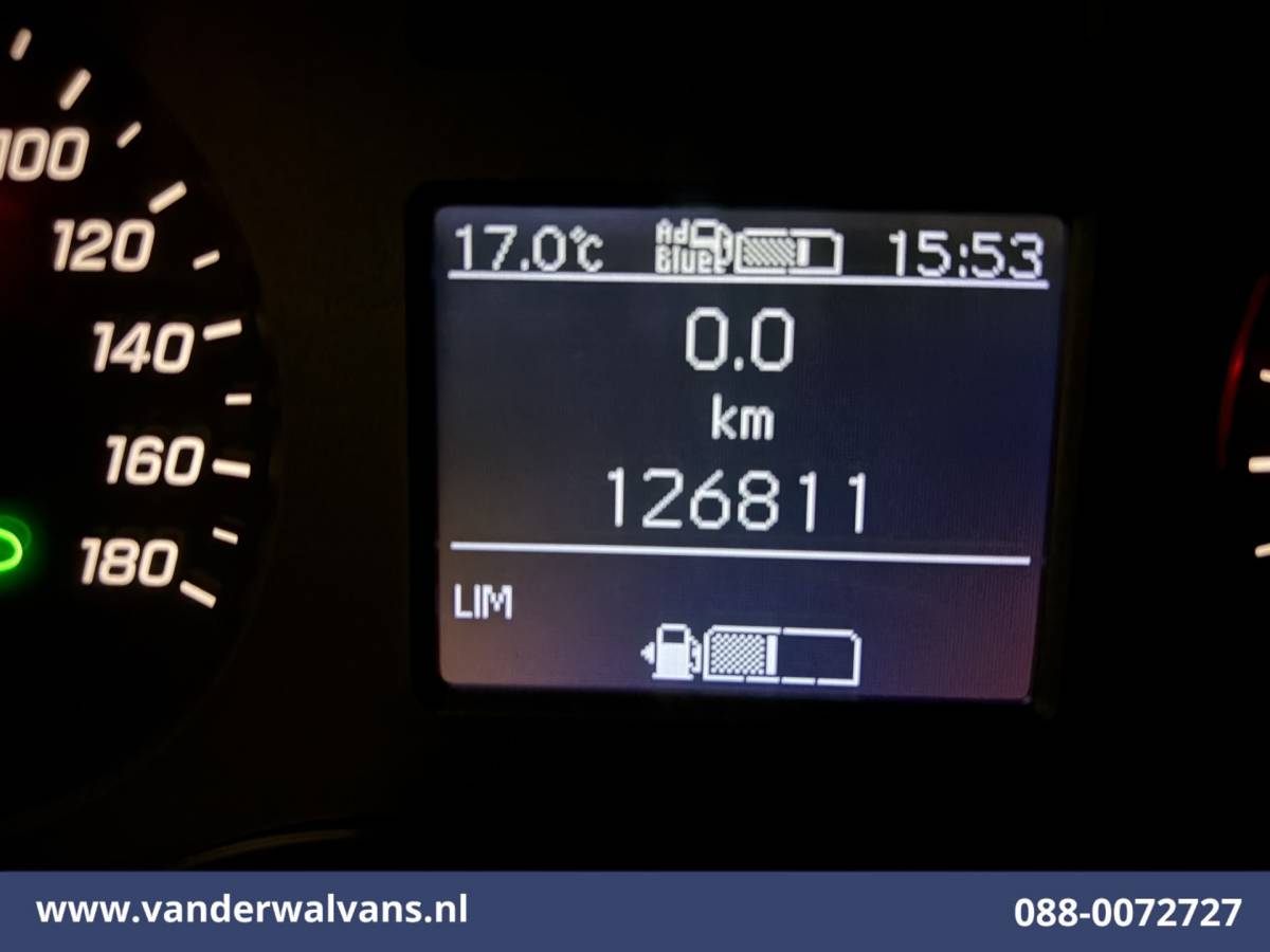 Mercedes-Benz Sprinter Mercedes-Benz Sprinter 317 CDI 170pk L3H2 Euro6 Airco | 360 Graden Camera | Navigatie | Apple Carplay | Chauffeursstoel Cruisecontrol, Android Auto, Stoelverwarming, 270 Graden Achterdeuren, Parkeersensoren, Bijrijdersbank