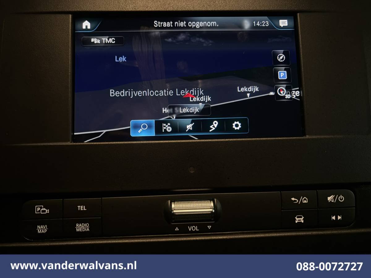 Mercedes-Benz Sprinter Mercedes-Benz Sprinter 317 CDI 170pk L3H2 Euro6 Airco | 360 Graden Camera | Navigatie | Apple Carplay | Chauffeursstoel Cruisecontrol, Android Auto, Stoelverwarming, 270 Graden Achterdeuren, Parkeersensoren, Bijrijdersbank