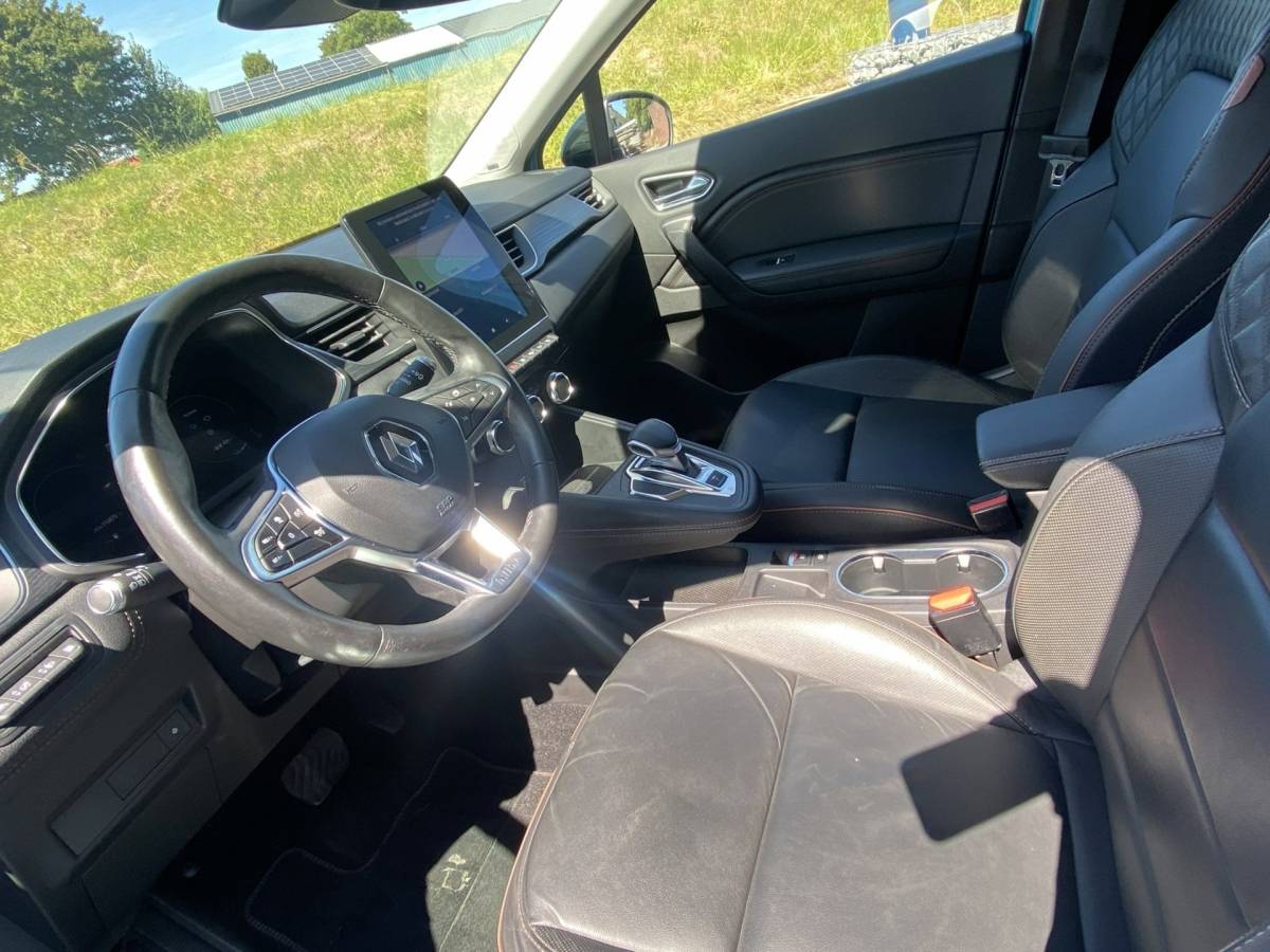 Renault Captur Renault Captur 1.6 E-Tech Plug-in Hybrid 160 Initiale Paris/ Leder/ Bose/ Adaptive CC/ full option/ 1e eigenaar/ 4-season banden