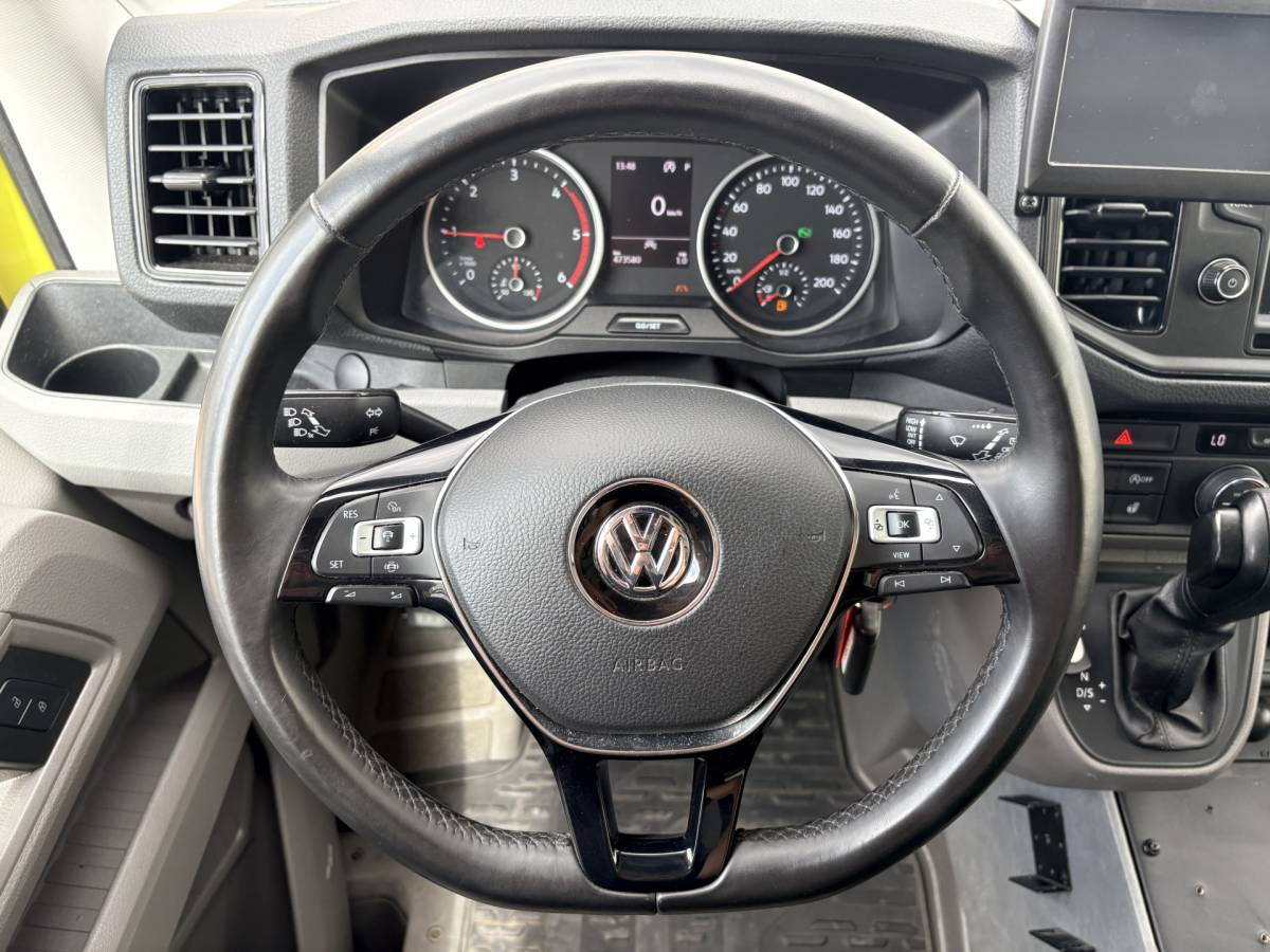 Volkswagen Crafter Volkswagen Crafter 2.0 TDI 177PK Ambulance L3H3 Automaat ACC Climate Control Stroompunten Laadruimte Parkeersensoren