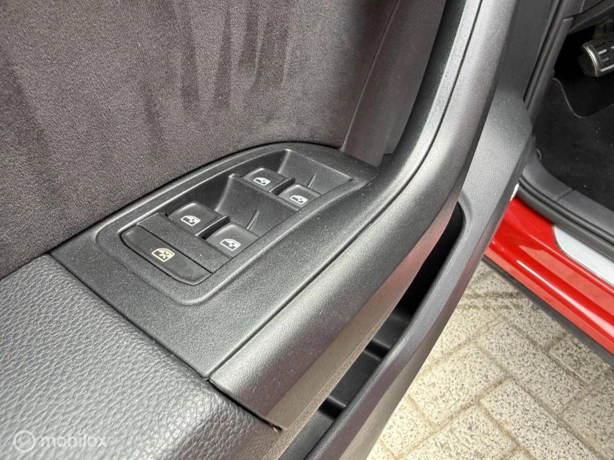 CUPRA Ateca CUPRA Ateca 2.0 TSI 4DRIVE Kuipstoelen/Pano.dak/Maxton/Beats
