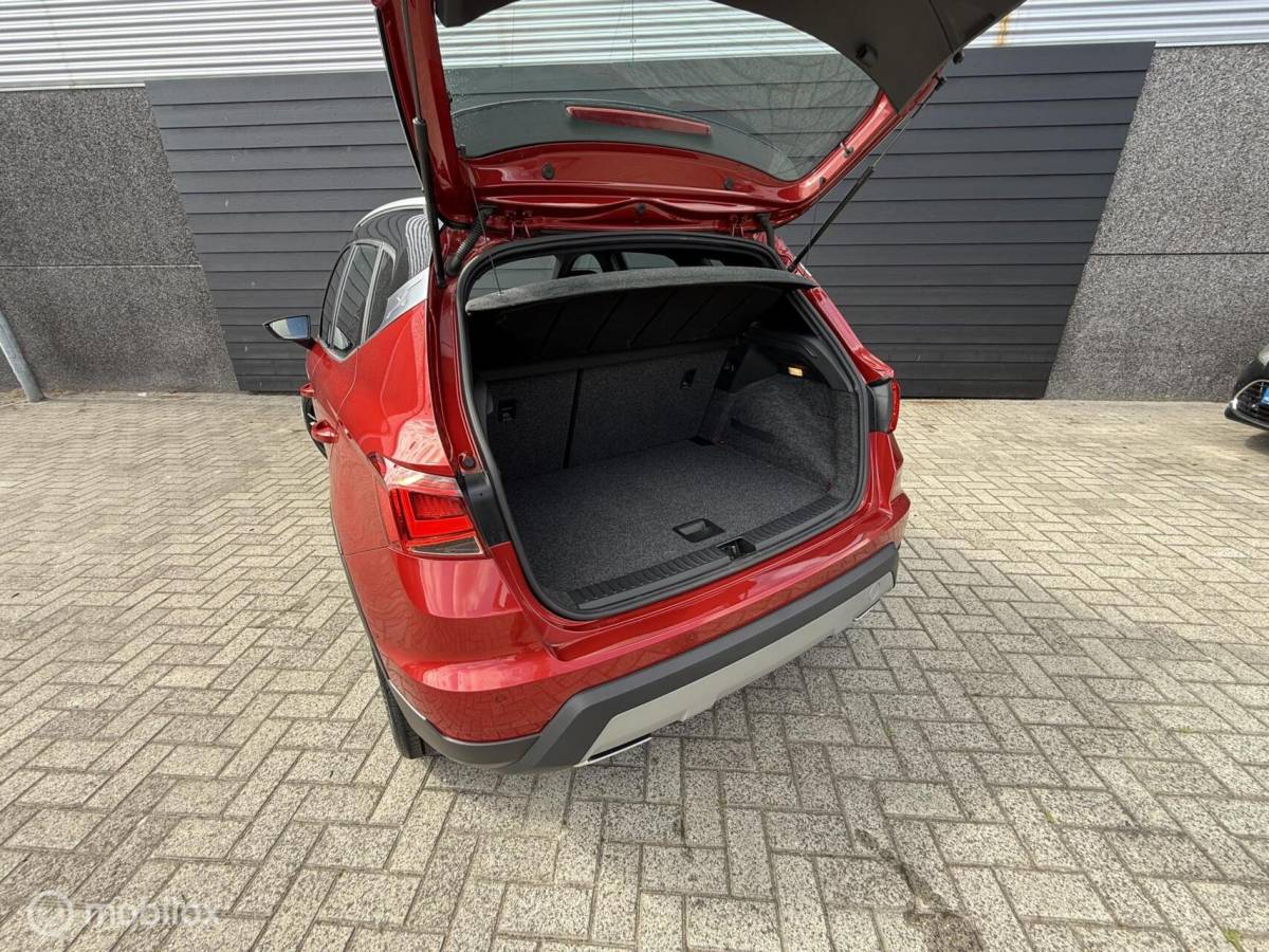 SEAT Arona Seat Arona 1.0 TSI FR Business Viritual/Winterpack/Camera/17′