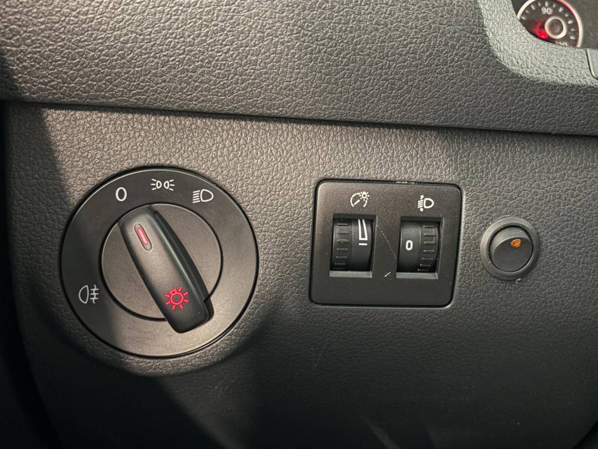 Volkswagen Caddy Volkswagen Caddy 2.0 TDI L2H1 BMT Maxi Trendline Airco Stoelverwarming Cruise Control Trekhaak